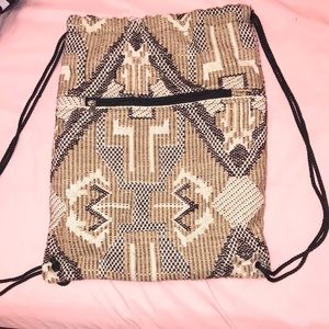 Tilly’s Sling bag